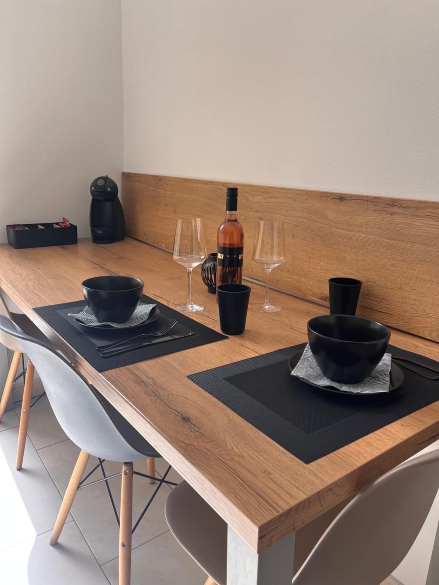 Lilan Apartment Maribor Bagian luar foto