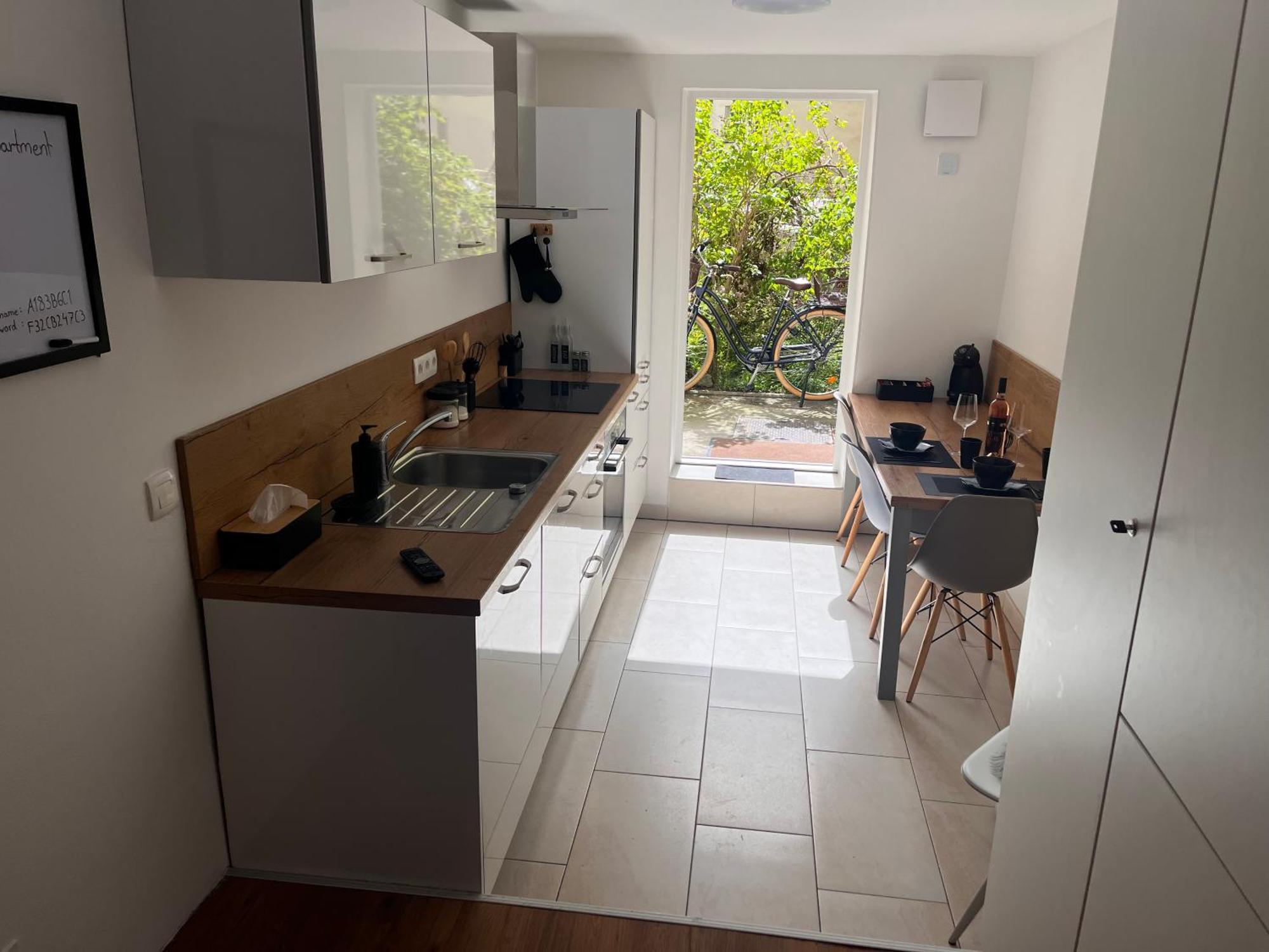 Lilan Apartment Maribor Bagian luar foto